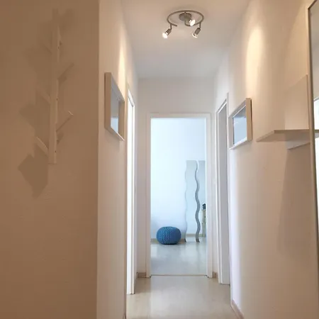 With Mini Balcony 아파트 Weigelshof